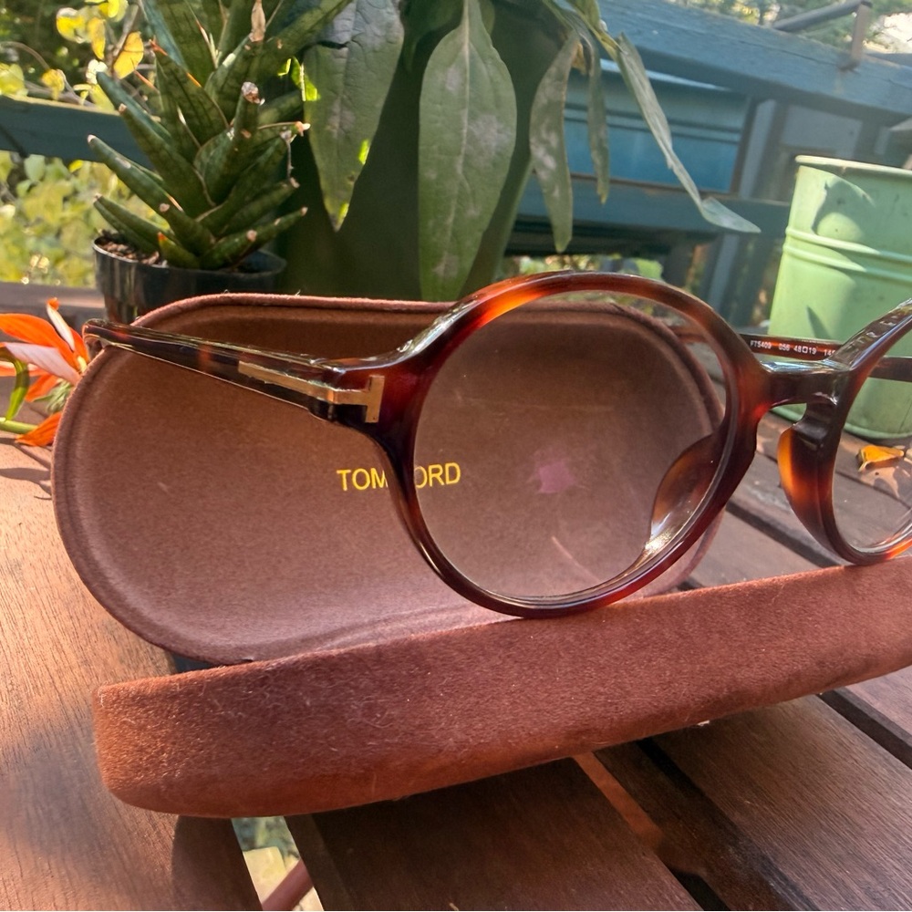 TOM FORD EYEGLASSES FT5409 - Picture 5 of 10
